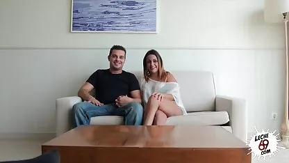 Dois negros vídeo pornô das coroas transando musculados a empurrar uma pila grande em peludos e grandes cuzões eles são