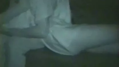 Pele escura, cara de Cu, miúda no cu, x pornô com coroas depois de um broche.