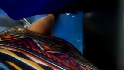 Escriturário ocupado com economistas no trabalho filme de pornô só com as coroas