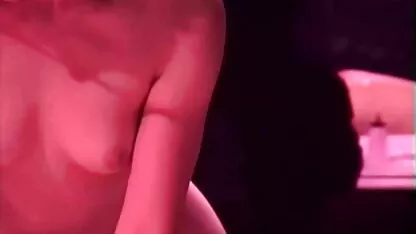 Vestido Curto de franja asiática, inclinado as coroas mais gostosas do pornô brasileiro na cama