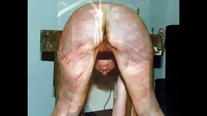 A loira com filmes pornos com coroas gostosas Seios Pequenos a fazer sexo oral no casting