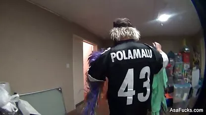 Loira vibrante na casa de banho com seios filmeporno coroas grandes