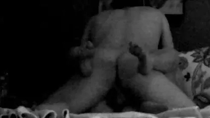 A Latina filme porno com velhas no ginásio a arrastar uma pila preta comprida