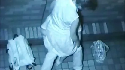 Um homem que se mete com uma vídeo pornô de coroas de 60 anos morena Alegre no hotel