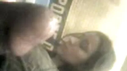Miúda gira faz rapaz vem coroas negras pornô