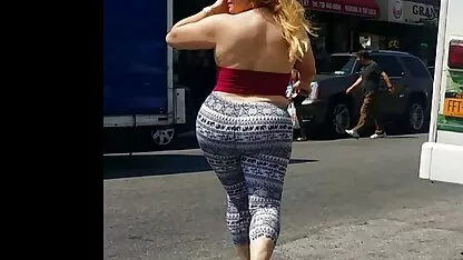 MILF acorda videos pornos gays coroas sua companheira de quarto, de cabelo curto ela lambe a mulher
