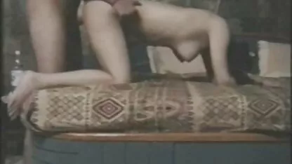 Skinny teen fode vagina com vibrador vídeo pornô mulher de 50 anos na frente da webcam