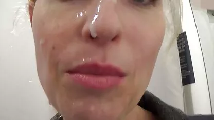 Belas vídeo pornô com as coroas lésbicas a bater na lareira