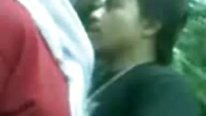Hahal young a esmagar uma mulher adulta com a vídeo pornô das coroas transando namorada na vagina.