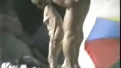 White babe vai vídeo de pornô só as coroas gostosas foder com um negro na cama