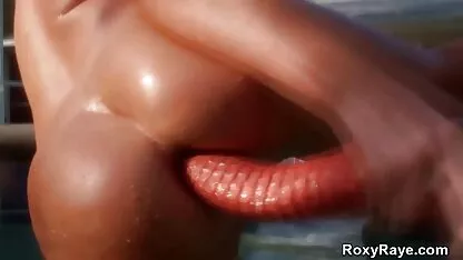 A filme pornô de mulher de 50 anos rapariga magra leva pila na boca