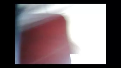 O homem na casa de banho a lamber a rapariga da fenda e filme porno velhas safadas a foder